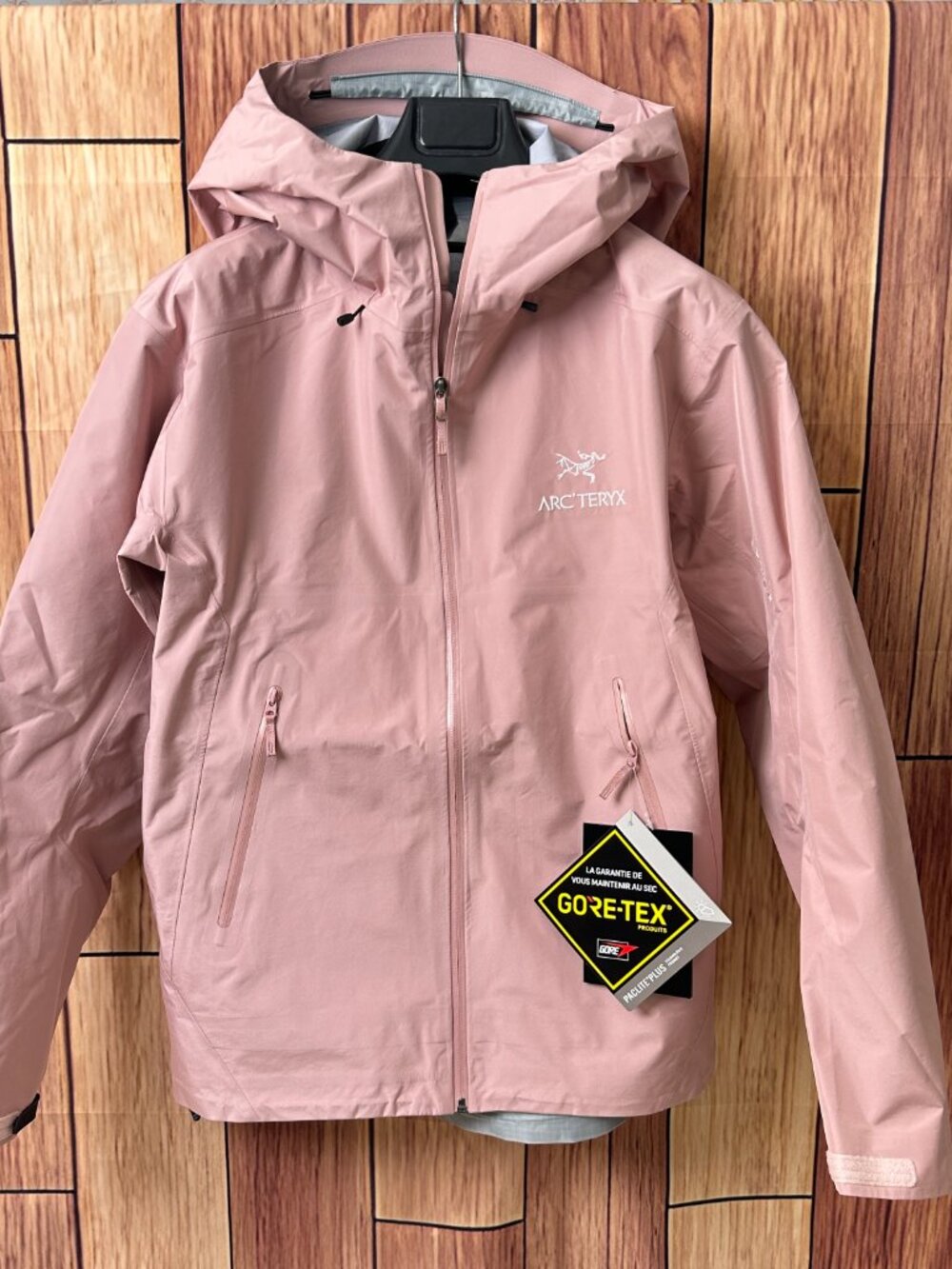 Arcteryx Beta Series Beta LT JacketHooded Hardshell Jacket, Size M